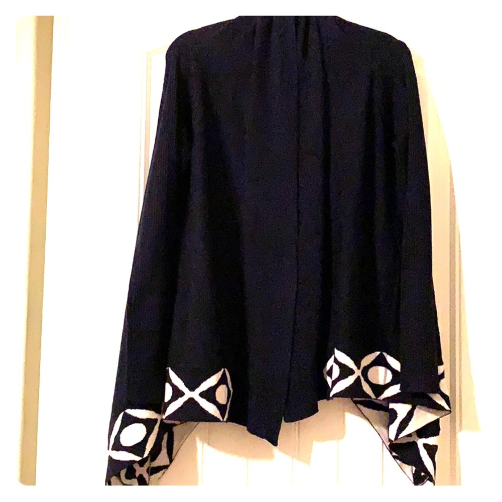 The CUE Cher Qu: Anthropologie